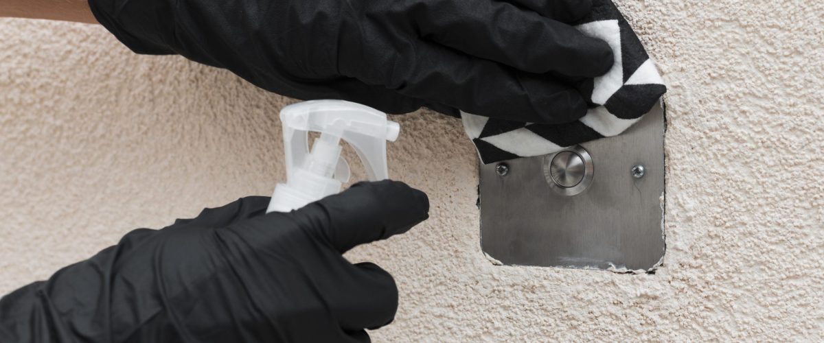 mycie elewacji częstochowa - ręczne mycie elewacji środkami czyszczącymi